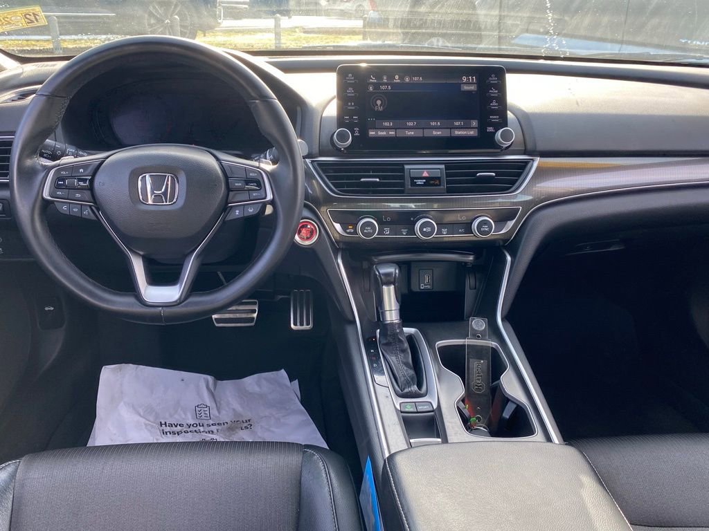 Used 2018 Honda Accord Sport image 9