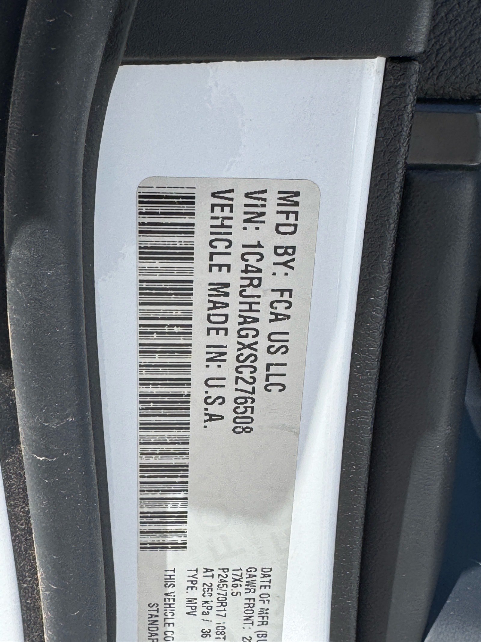 Used 2025 Jeep Grand Cherokee Laredo w/ Luxury Tech Group I AWD/4WD image 31