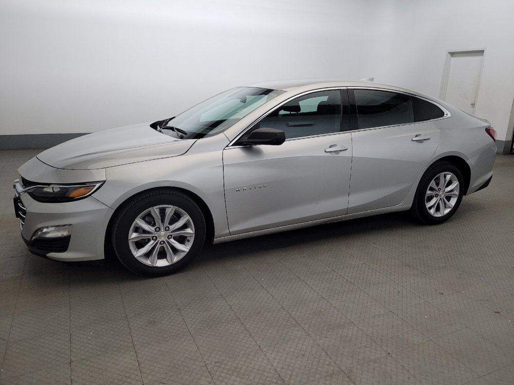 Used 2022 Chevrolet Malibu LT FWD image 2