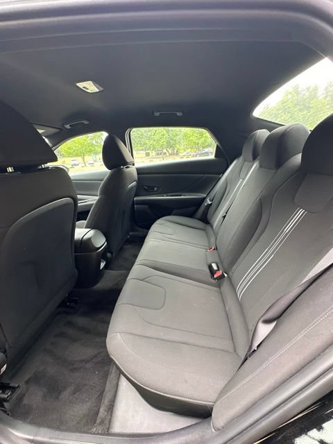 Certified 2025 Hyundai Elantra Sport FWD image 16