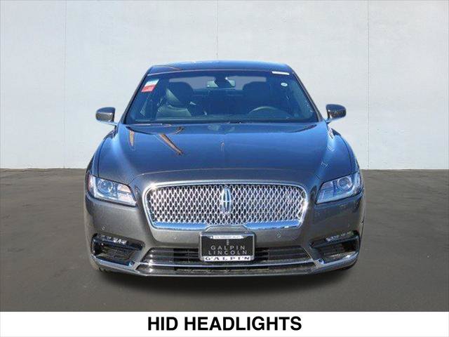 Used 2017 Lincoln Continental Premiere FWD image 2
