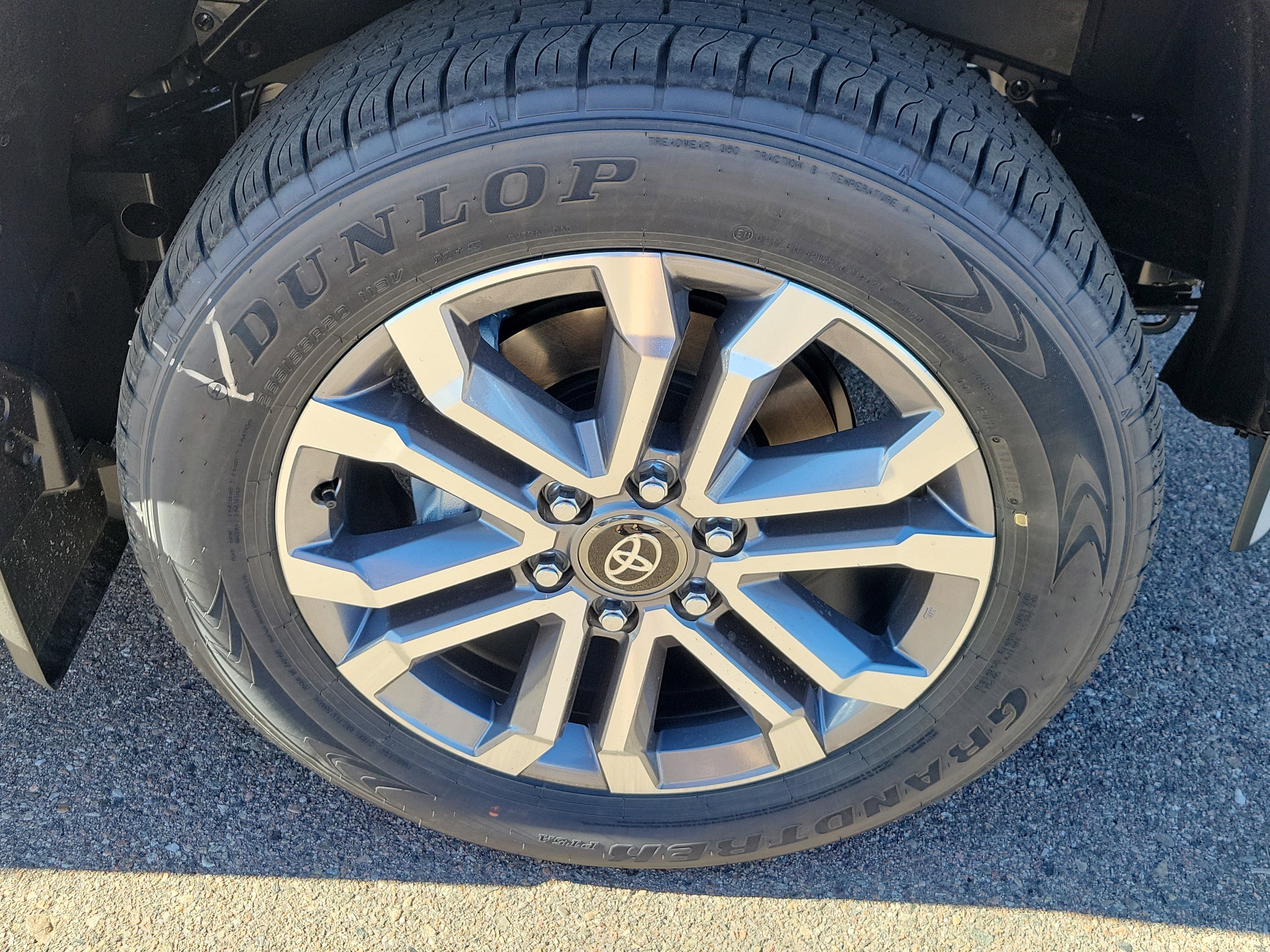 New 2025 Toyota 4Runner Limited image 15