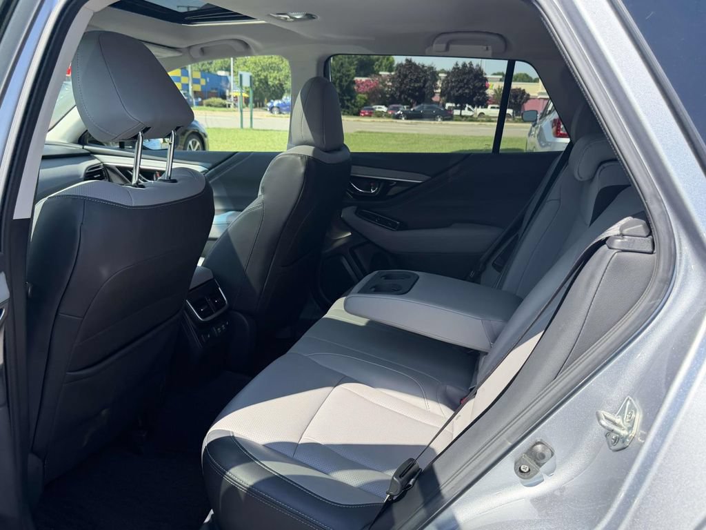 Used 2021 Subaru Outback Limited XT AWD/4WD image 15