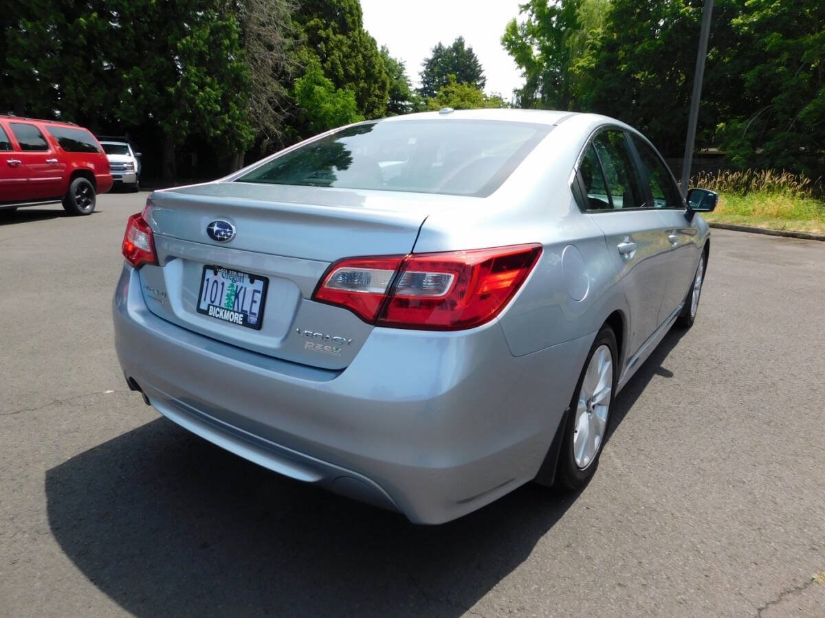 Used 2015 Subaru Legacy 2.5i Premium AWD/4WD image 2