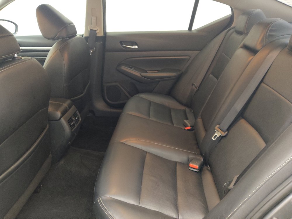 Used 2019 Nissan Altima 2.5 Platinum FWD image 18
