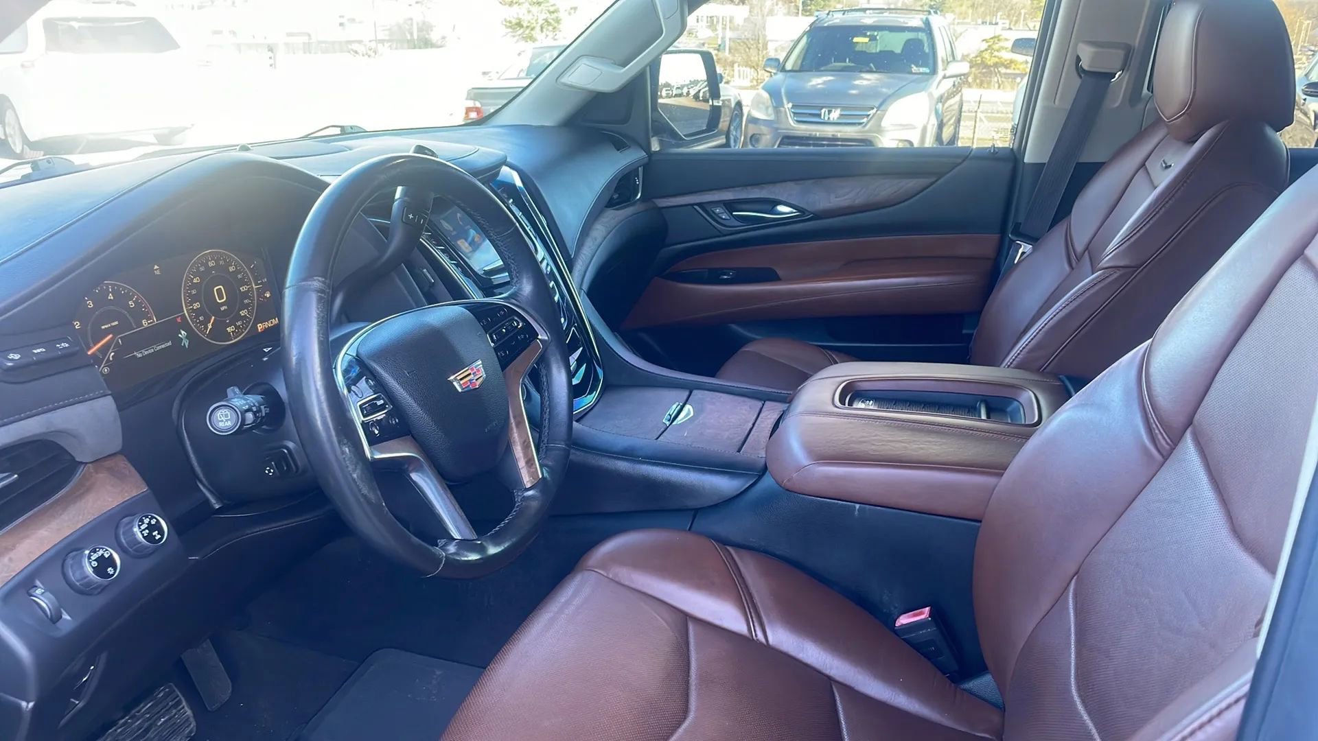 Used 2015 Cadillac Escalade ESV Premium image 36