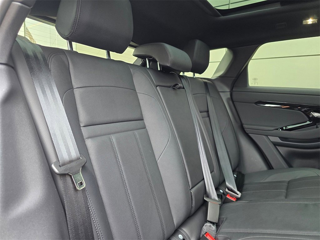 Used 2024 Land Rover Range Rover Evoque Dynamic SE image 29