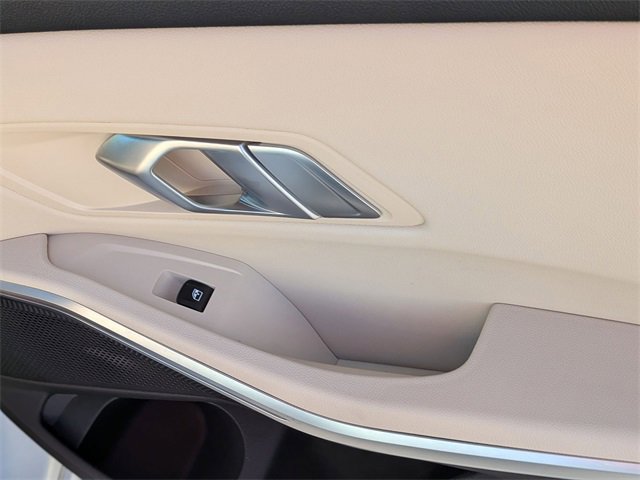 Used 2019 BMW 330i Sedan w/ Driving Assistance Package image 30