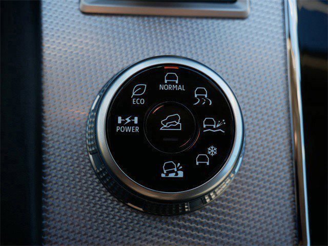 Used 2025 Mitsubishi Outlander SEL image 25