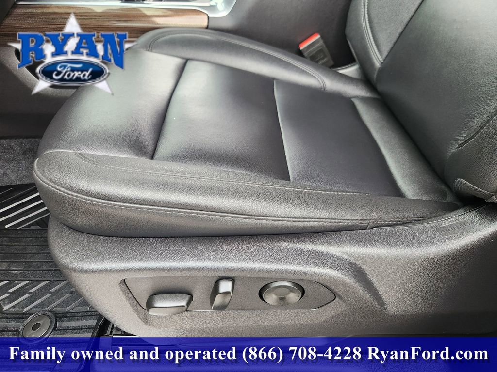 Used 2025 Chevrolet Silverado 1500 LT Trail Boss w/ Convenience Package II image 19