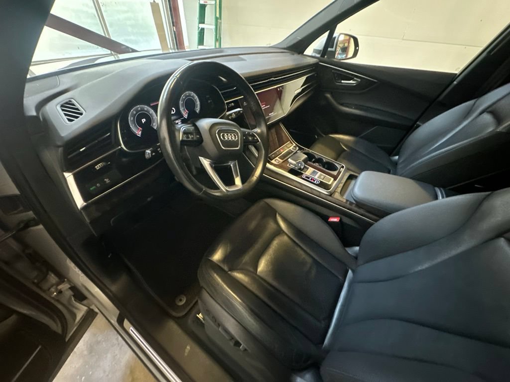 Used 2021 Audi Q7 2.0T Premium Plus AWD/4WD image 9