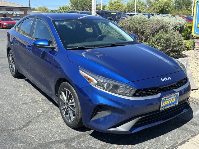 Used 2022 Kia Forte LXS FWD image 1