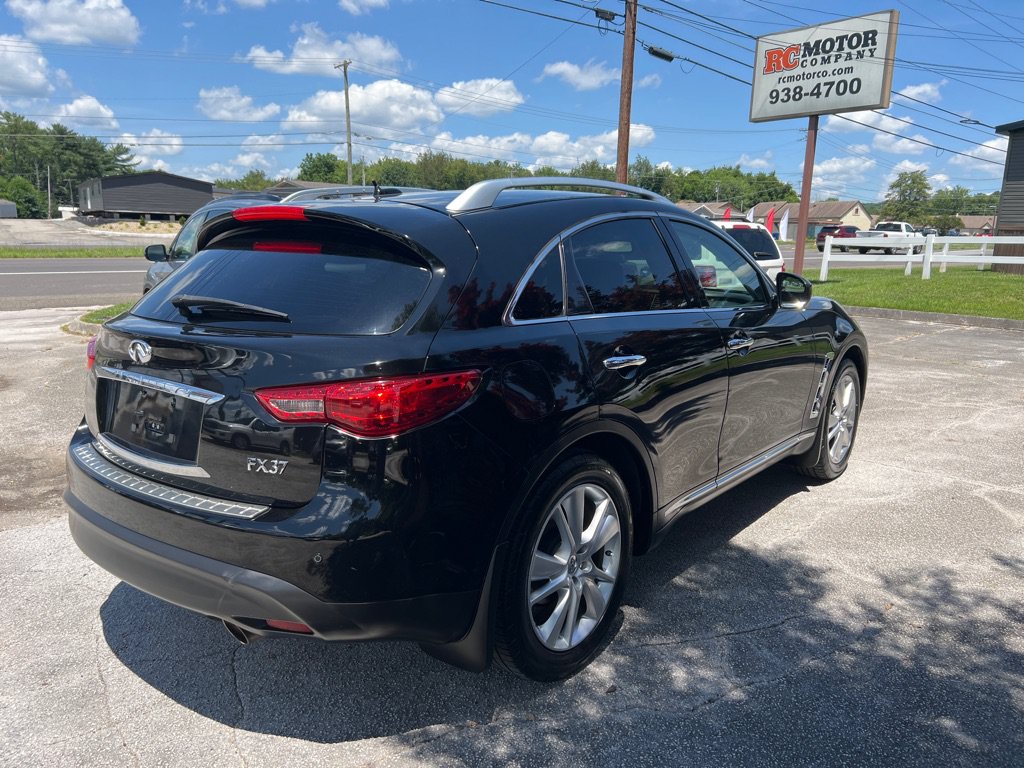 Used 2013 INFINITI FX37 2WD w/ Premium Pkg image 4