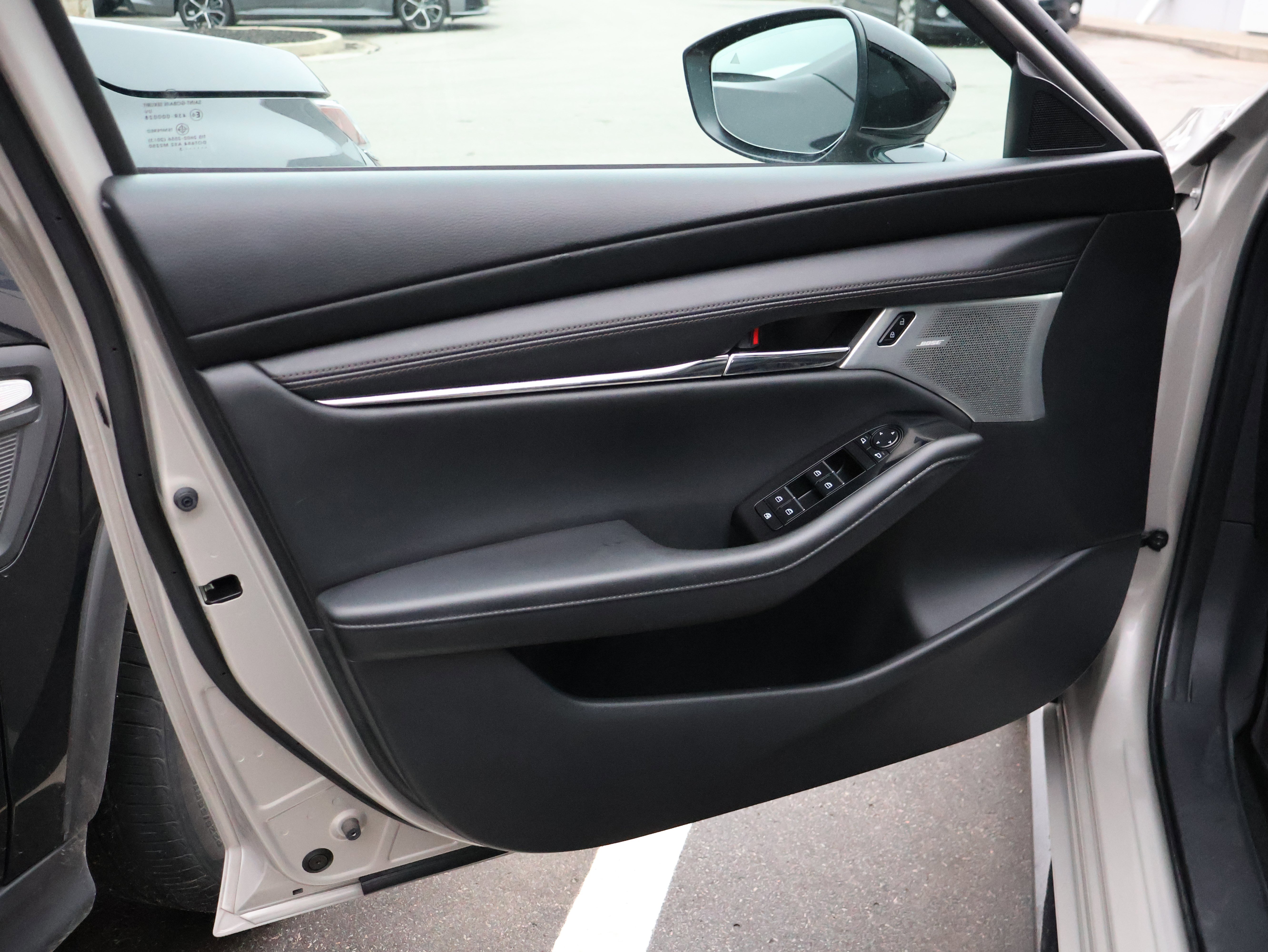 Used 2023 MAZDA MAZDA3 Hatchback w/ Appearance Package image 19