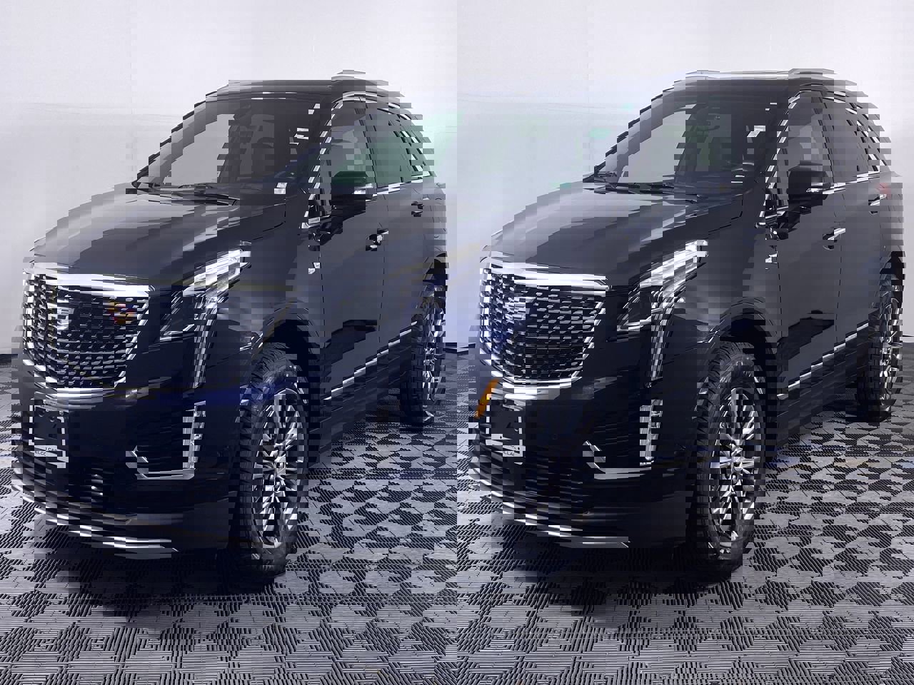 Certified 2022 Cadillac XT5 Premium Luxury w/ Technology Package image 18