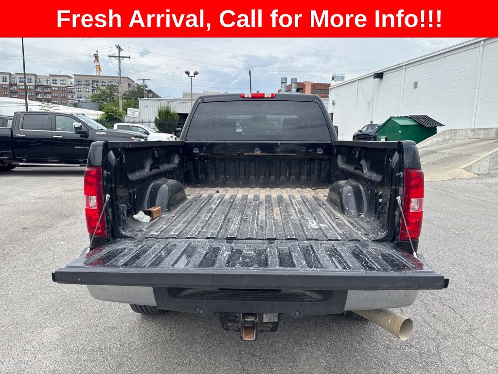 Used 2011 Chevrolet Silverado 2500 LTZ w/ LTZ Plus Package AWD/4WD image 27