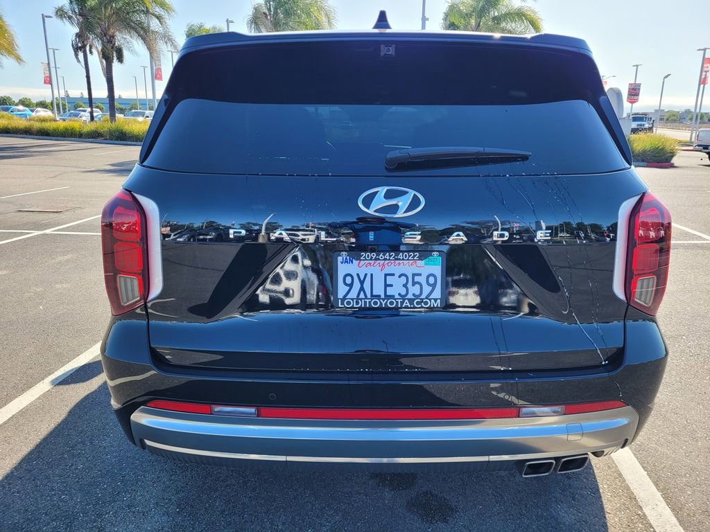 Used 2025 Hyundai Palisade Calligraphy FWD image 5