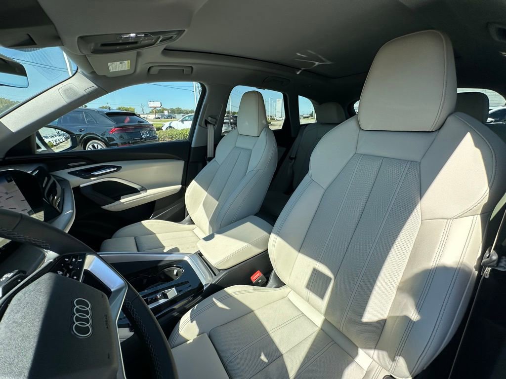 New 2025 Audi Q5 Premium Plus image 16
