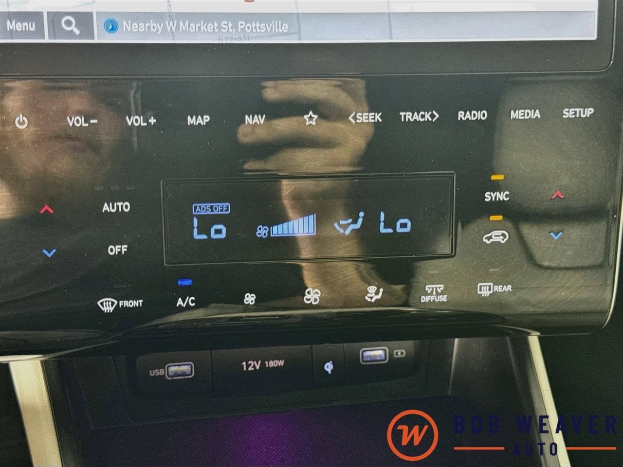 Used 2024 Hyundai Tucson Limited AWD/4WD image 19