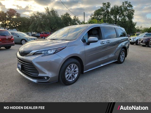 Used 2026 Toyota Sienna XLE