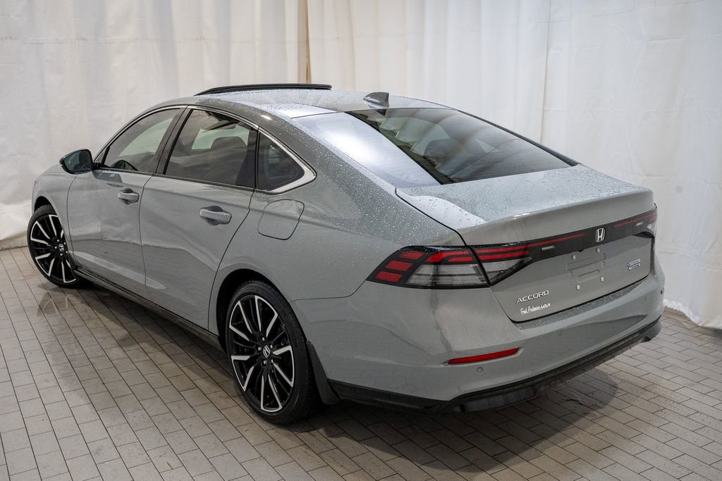 Used 2025 Honda Accord Touring image 3