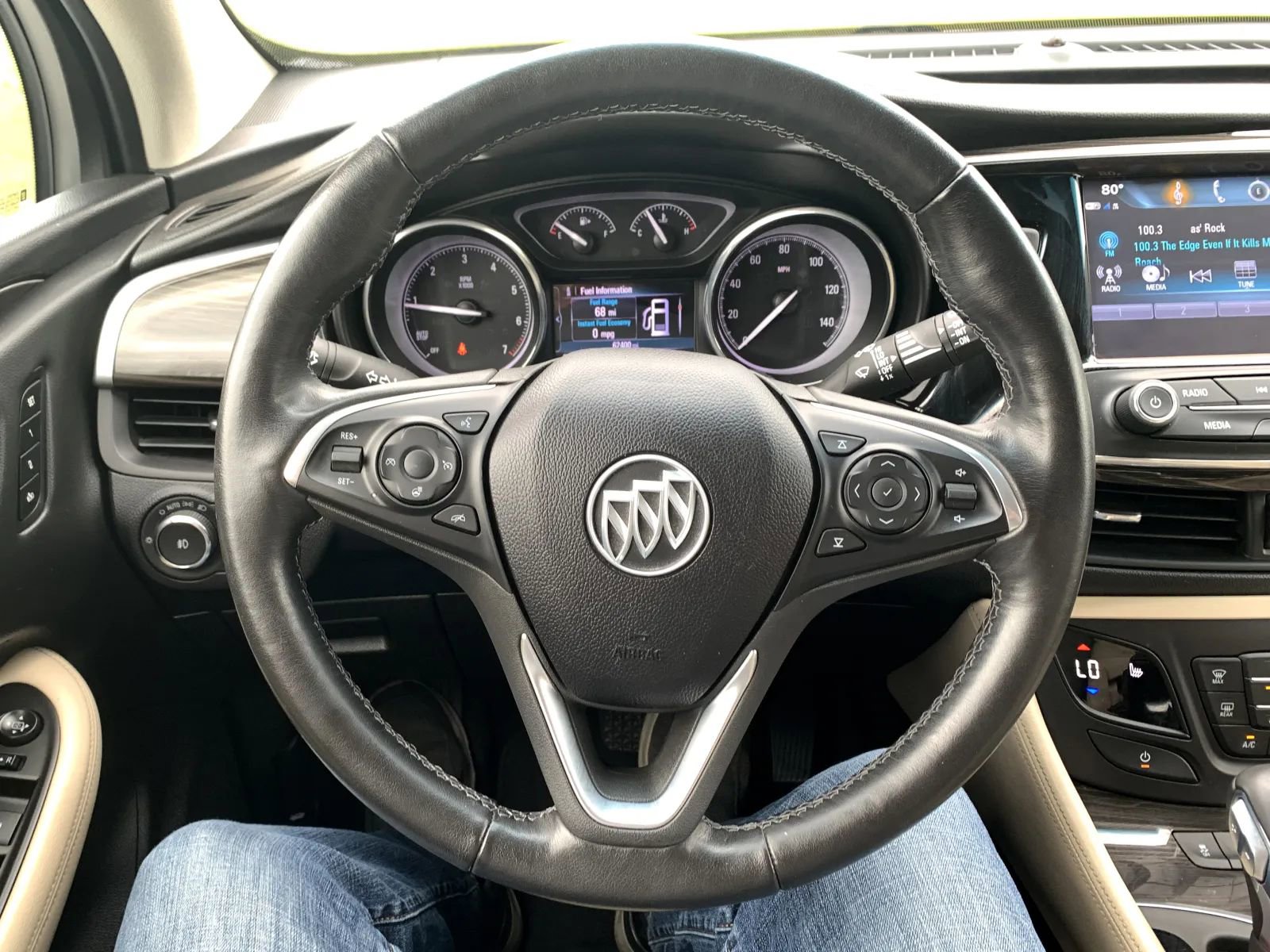 Used 2019 Buick Envision Essence image 11