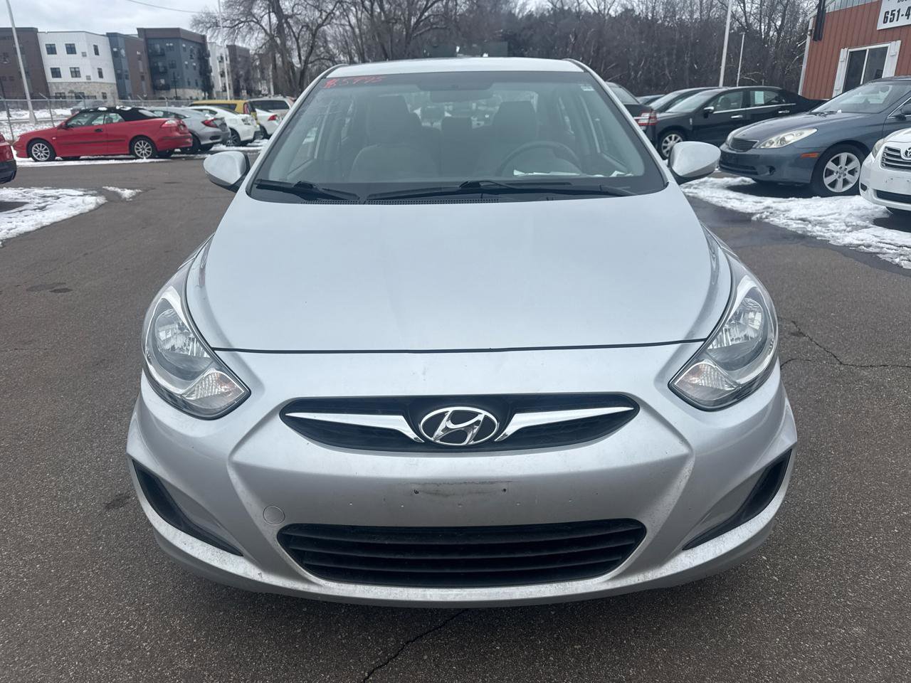 Used 2014 Hyundai Accent GLS image 2