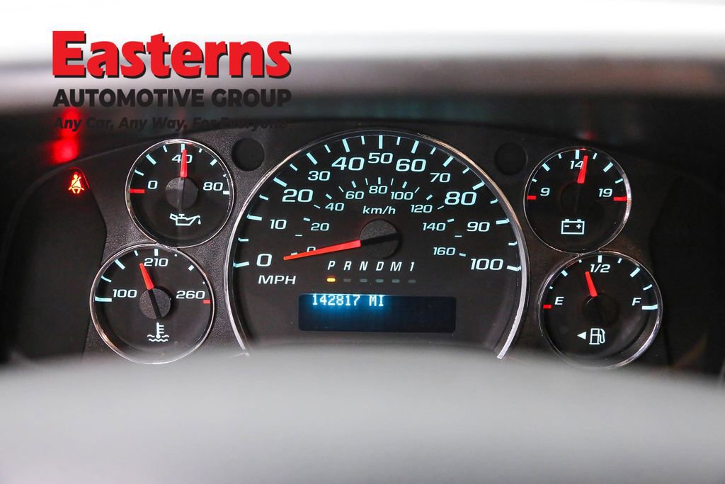 Used 2017 Chevrolet Express 2500 image 18