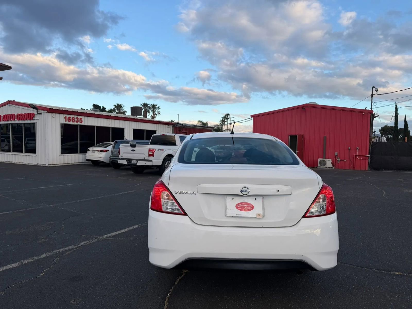 Used 2016 Nissan Versa S FWD image 6
