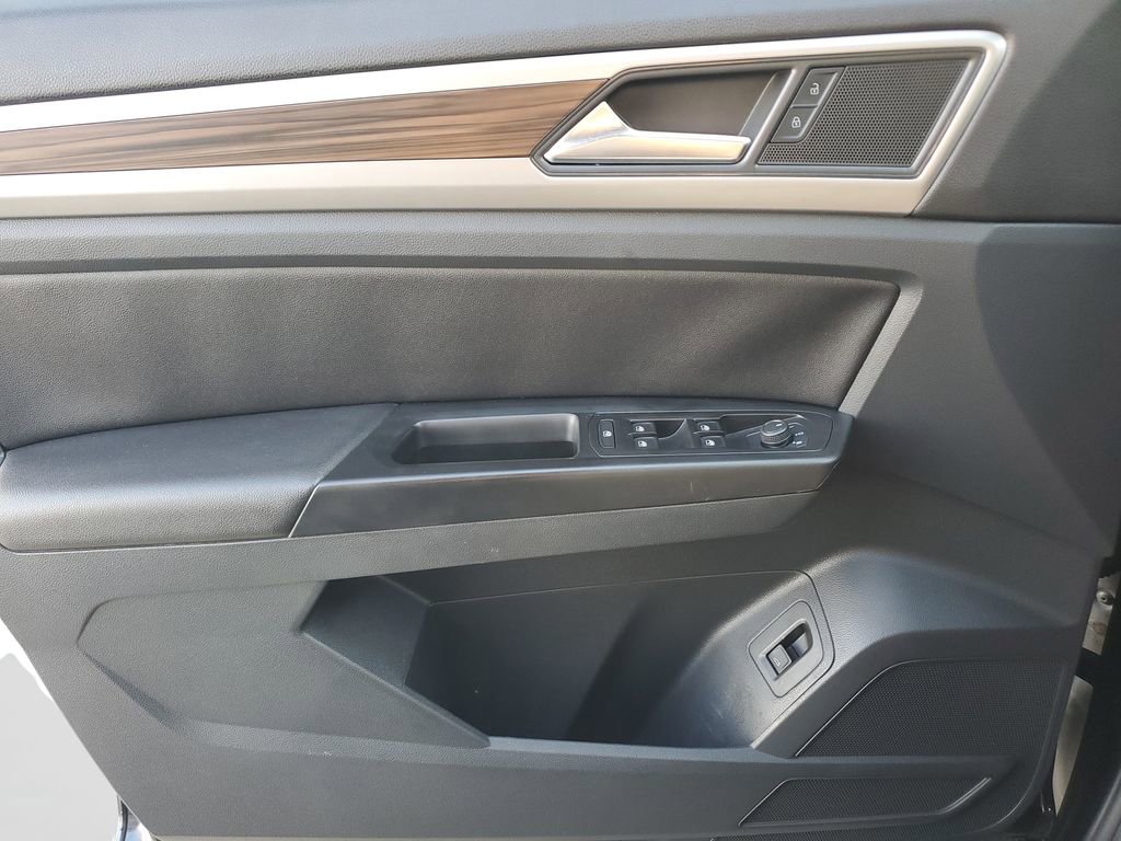 Used 2021 Volkswagen Atlas SE FWD image 18