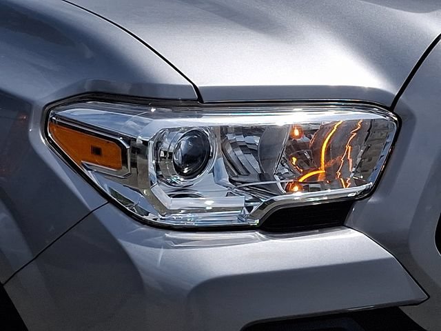 Used 2021 Toyota Tacoma SR w/ SR Convenience Package RWD image 28