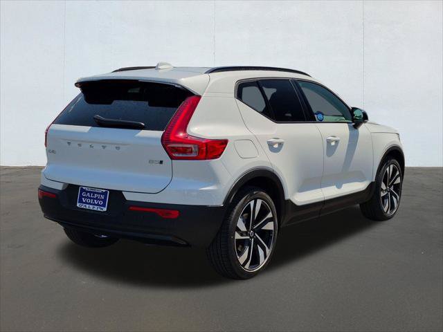 New 2026 Volvo XC40 B5 Ultra w/ Protection Package Premier AWD/4WD image 2