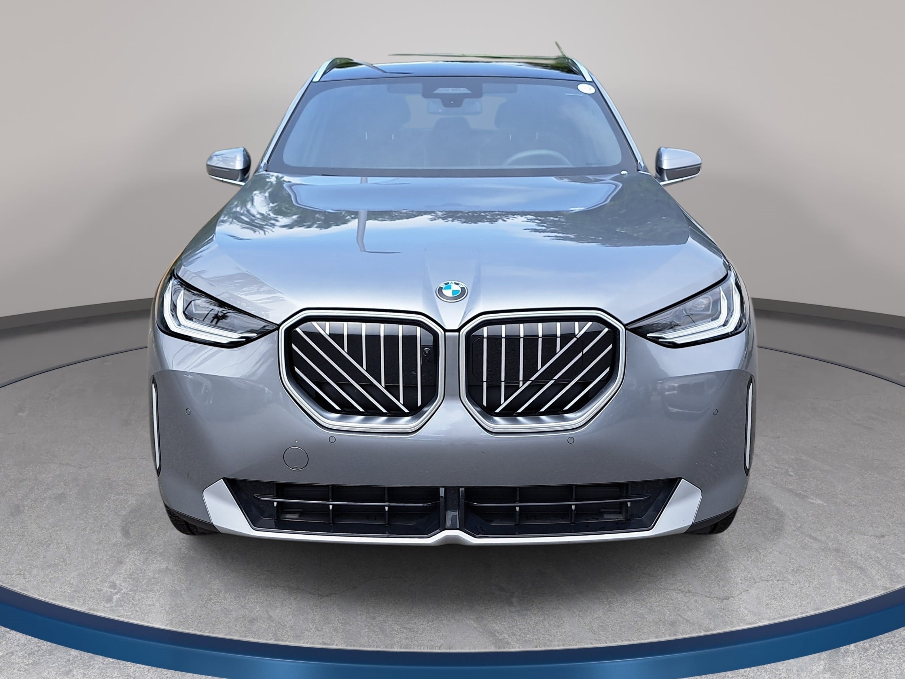 Used 2026 BMW X3 xDrive30i w/ Premium Package AWD/4WD image 2