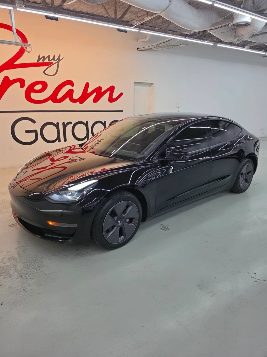 Used 2022 Tesla Model 3 RWD image 2