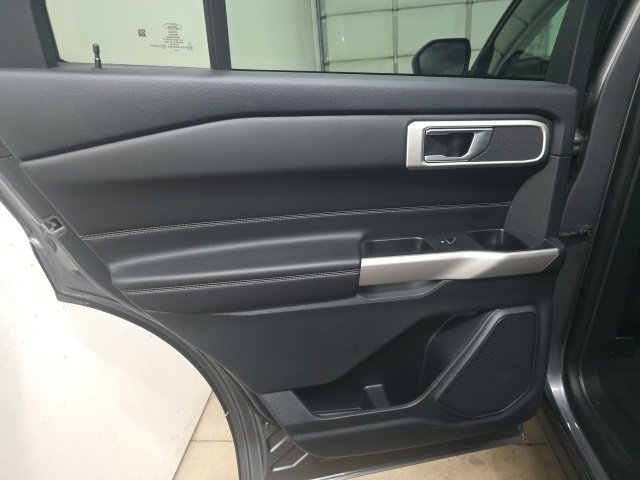 Used 2023 Ford Explorer XLT w/ Equipment Group 202A image 15
