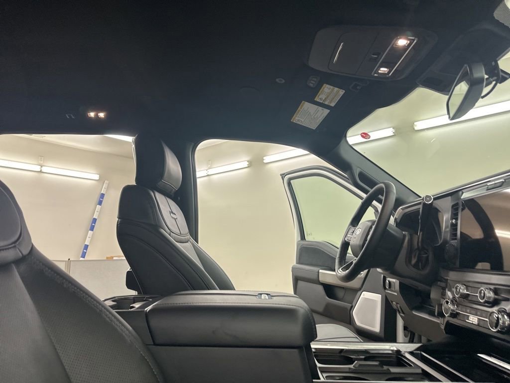 New 2026 Ford F350 Platinum image 19