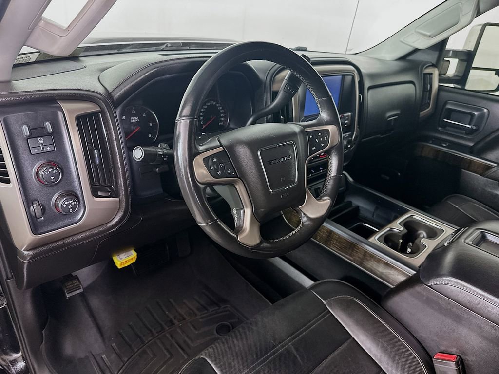 Used 2015 GMC Sierra 3500 Denali w/ Suspension Package, Off-Road image 30