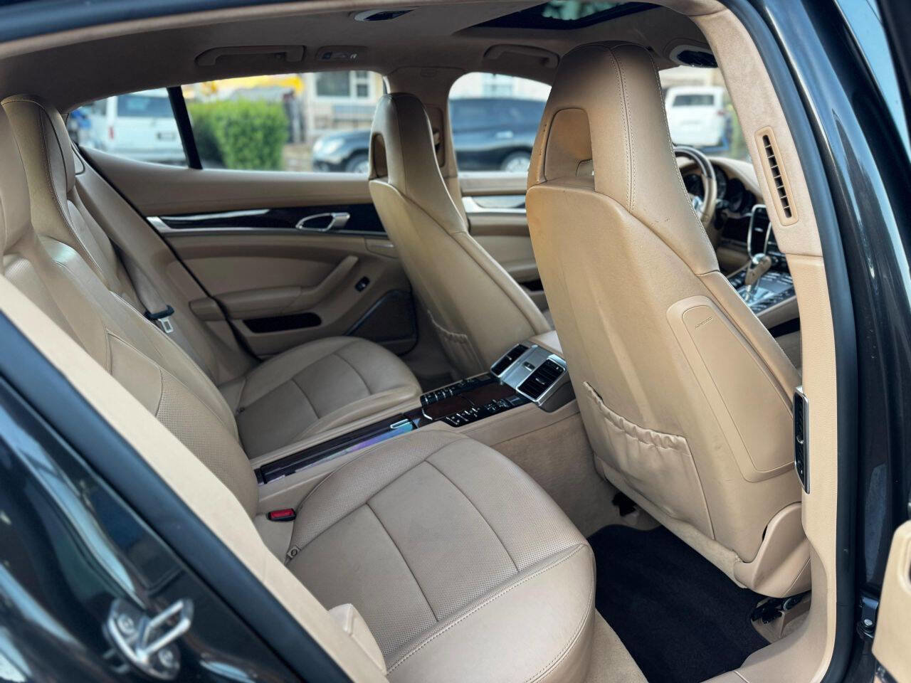 Used 2010 Porsche Panamera Turbo image 24