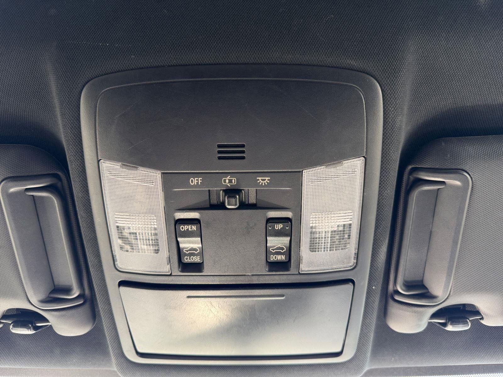 Used 2016 Toyota RAV4 SE FWD image 21