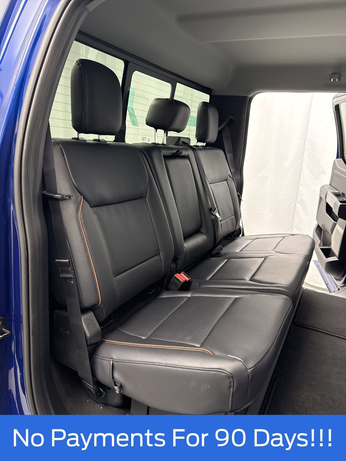 New 2026 Ford F250 Lariat w/ Black Appearance Package image 37