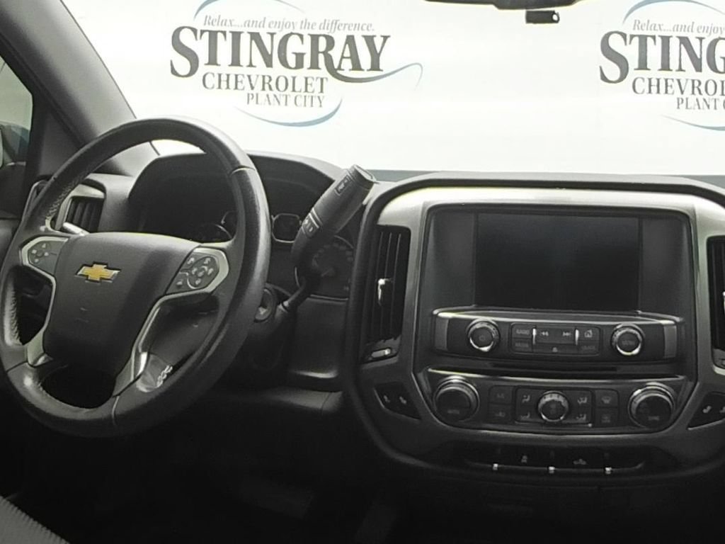 Used 2018 Chevrolet Silverado 1500 LT w/ All Star Edition AWD/4WD image 10
