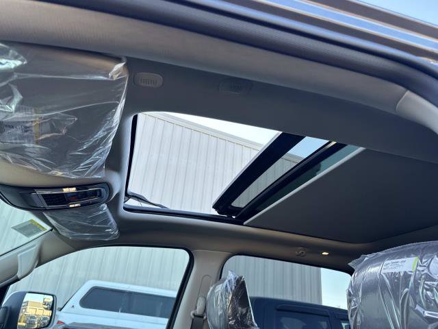 New 2026 RAM 1500 Express AWD/4WD image 12