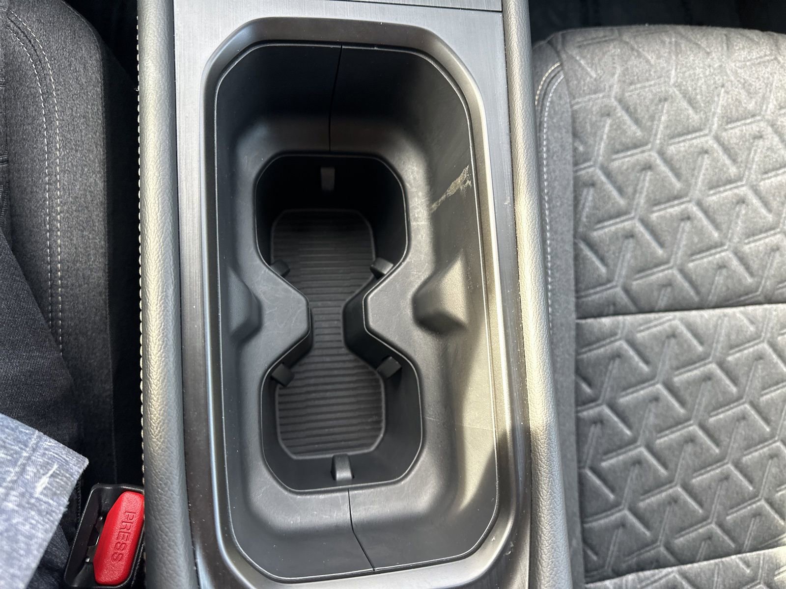 Used 2025 Nissan Kicks SV image 53