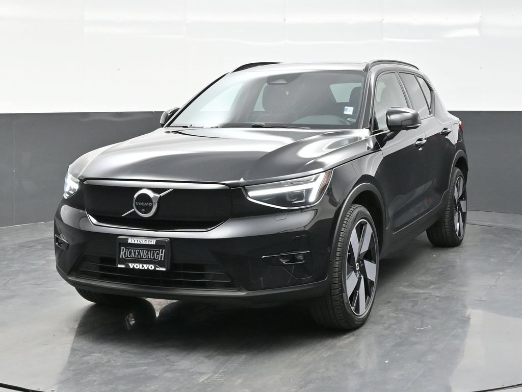 Used 2023 Volvo XC40 Recharge Ultimate w/ Protection Package Premier AWD/4WD image 2