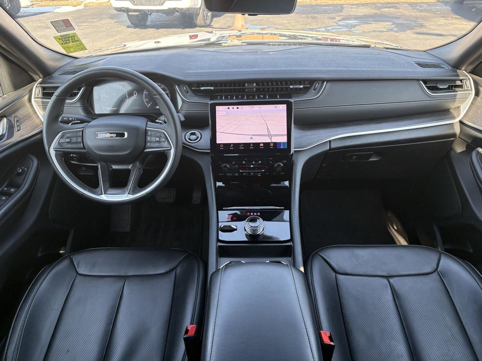 Used 2024 Jeep Grand Cherokee L Limited w/ Luxury Tech Group II image 14