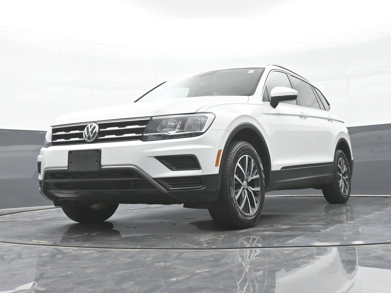 Used 2019 Volkswagen Tiguan SE w/ Panoramic Sunroof Package AWD/4WD image 43