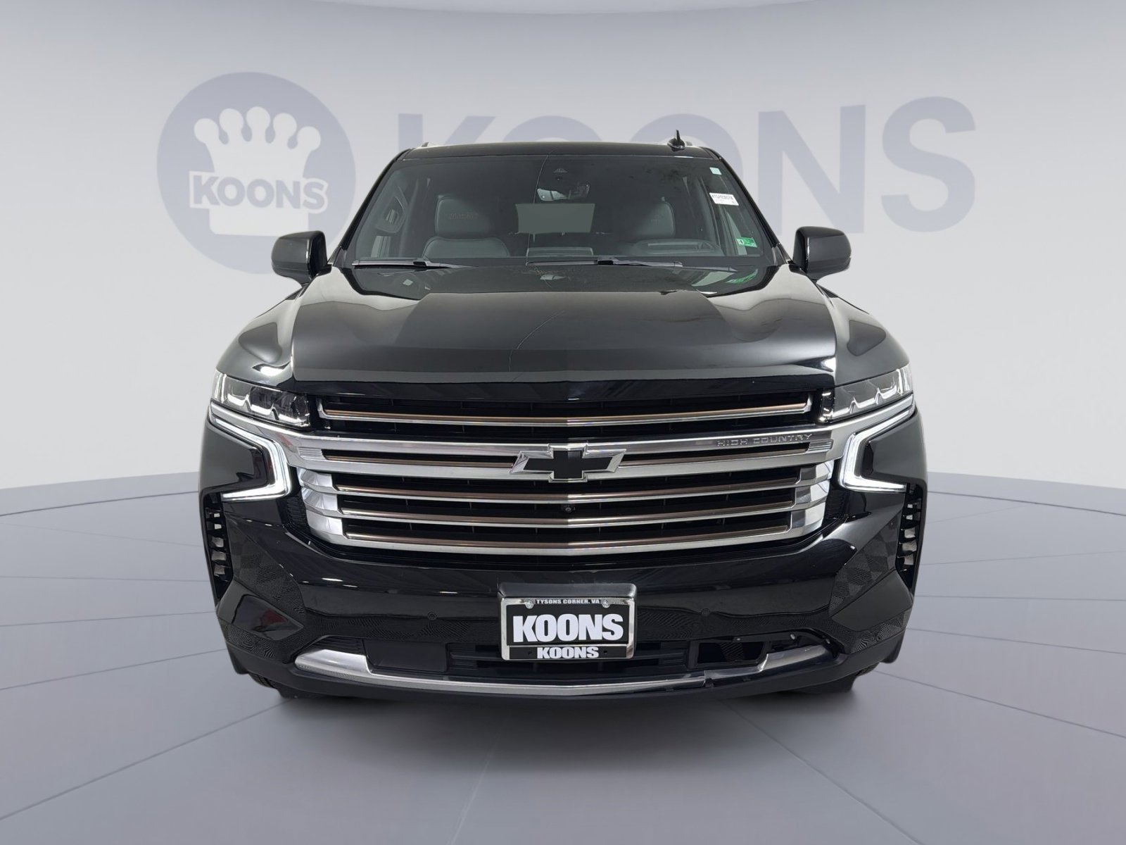 Used 2023 Chevrolet Suburban High Country w/ Advanced Technology Package image 11
