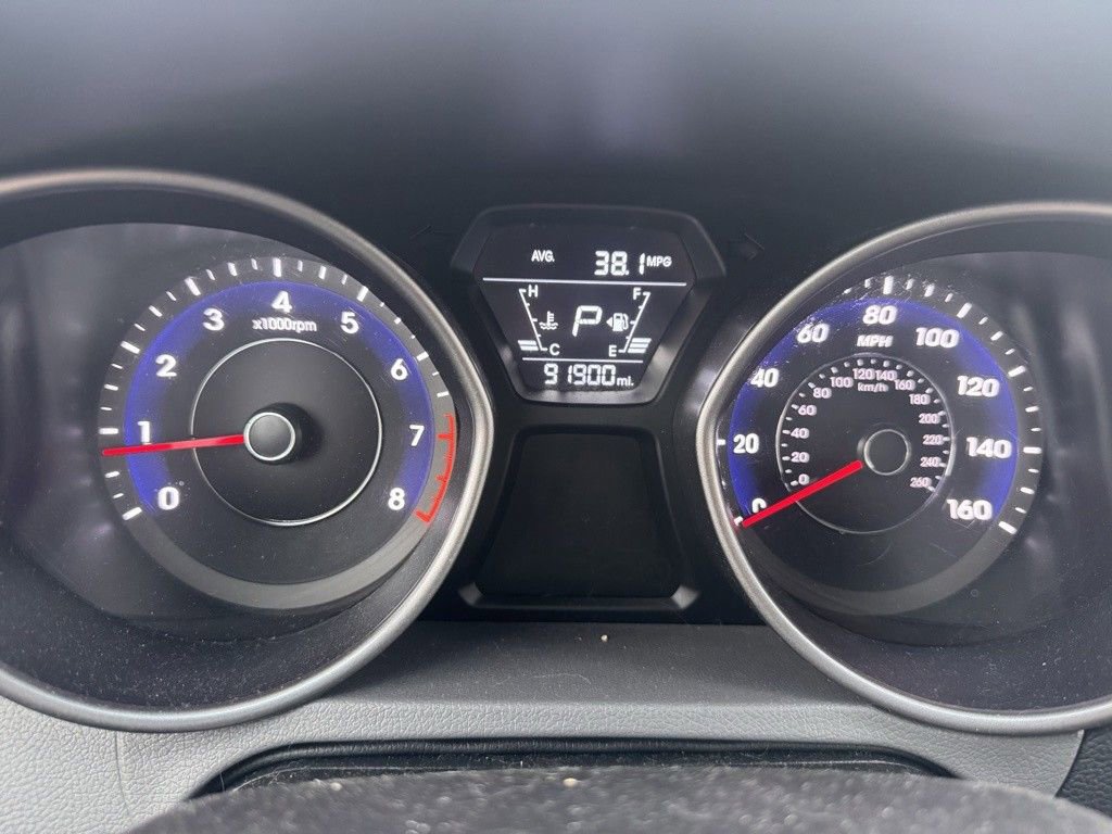 Used 2016 Hyundai Elantra SE image 15