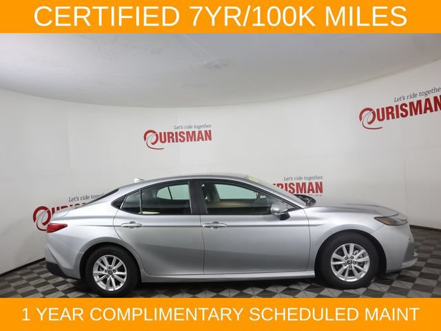 Used 2025 Toyota Camry LE w/ Convenience Package FWD image 9