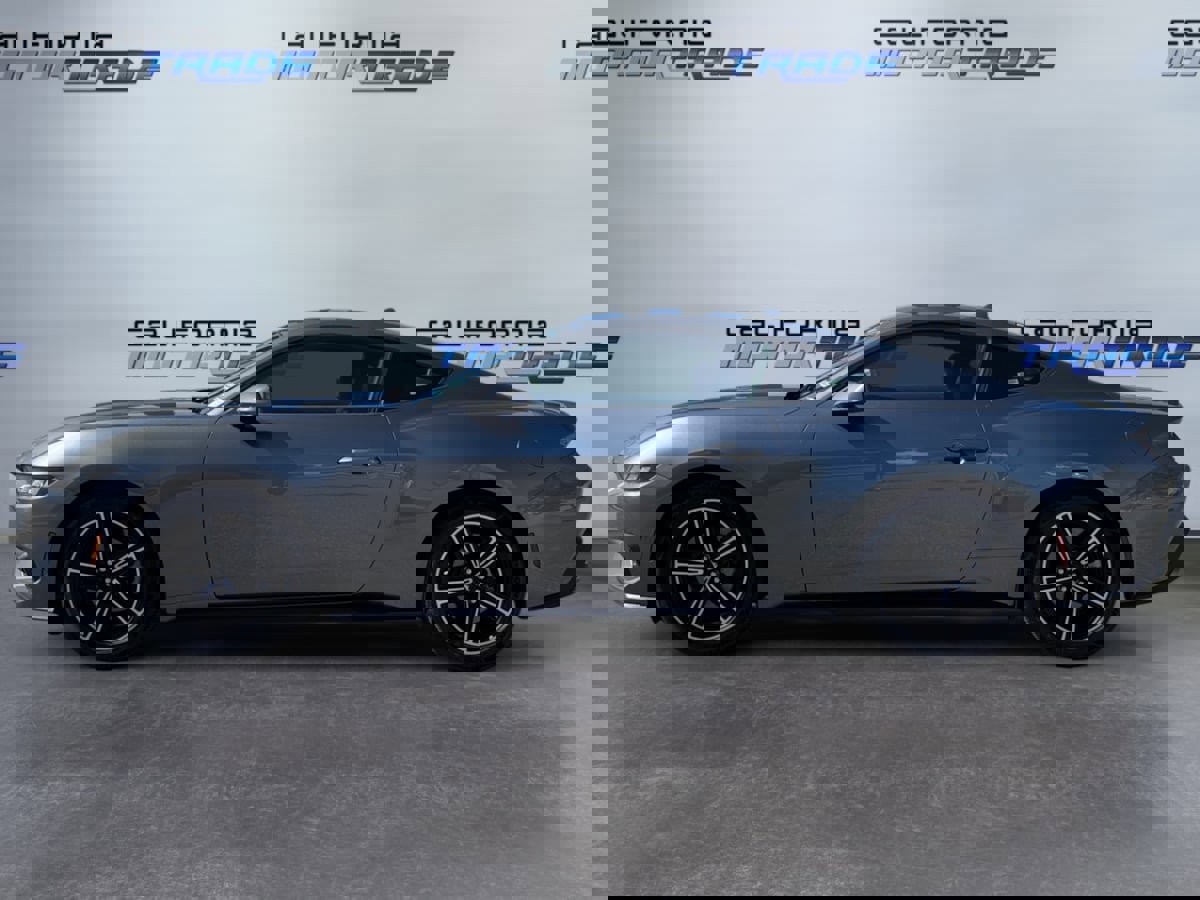 Used 2024 Ford Mustang Premium image 8